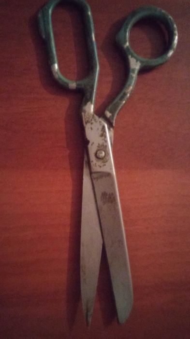 Продаю ножницы портные ( СССР ) б/у.Цена окончательная. Обмен