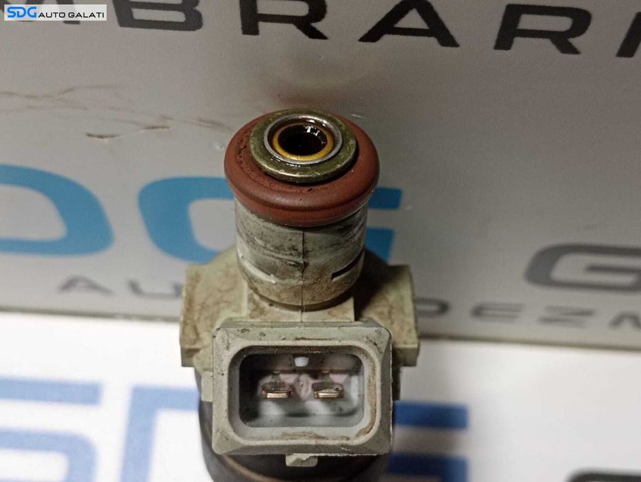 Injector Injectoare Audi 80 1.6 B 1990 - 1996 Cod 078133551D [M4262]