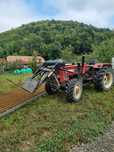 Vând tractor 55 46 2300 ore încărcător profesional