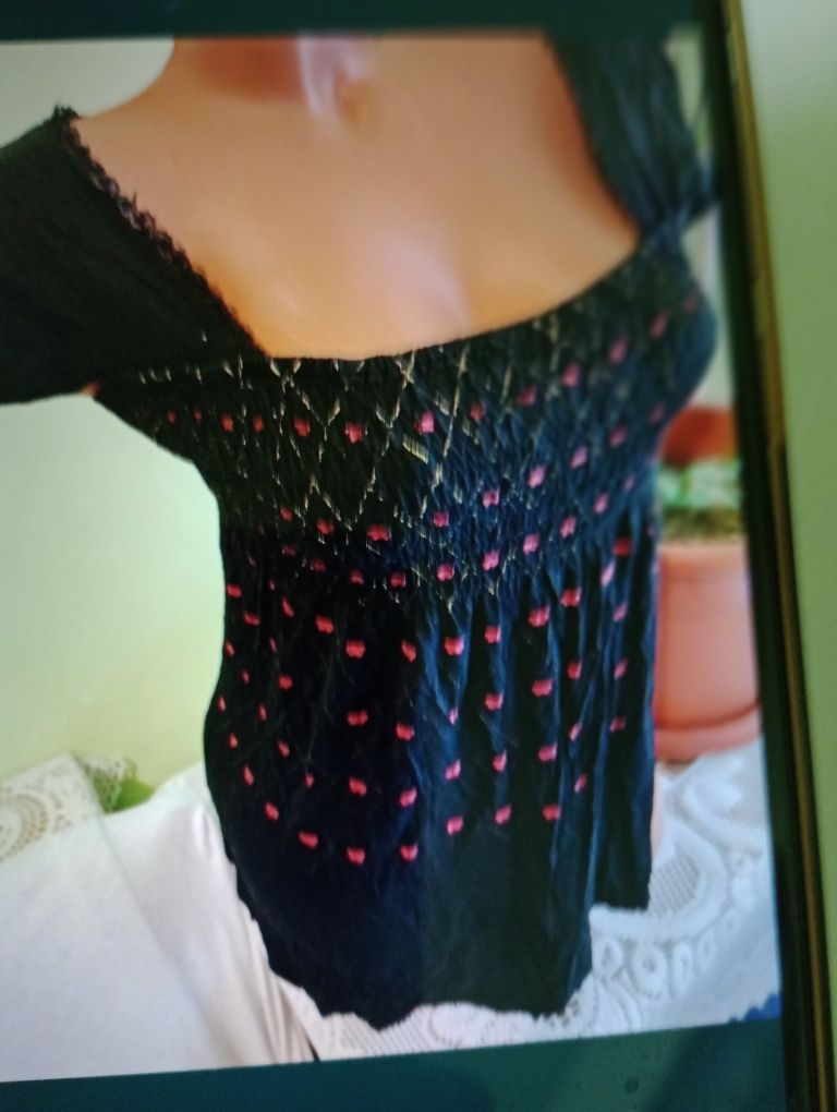 Rochii, bluze , pantaloni de vara preturi mici
