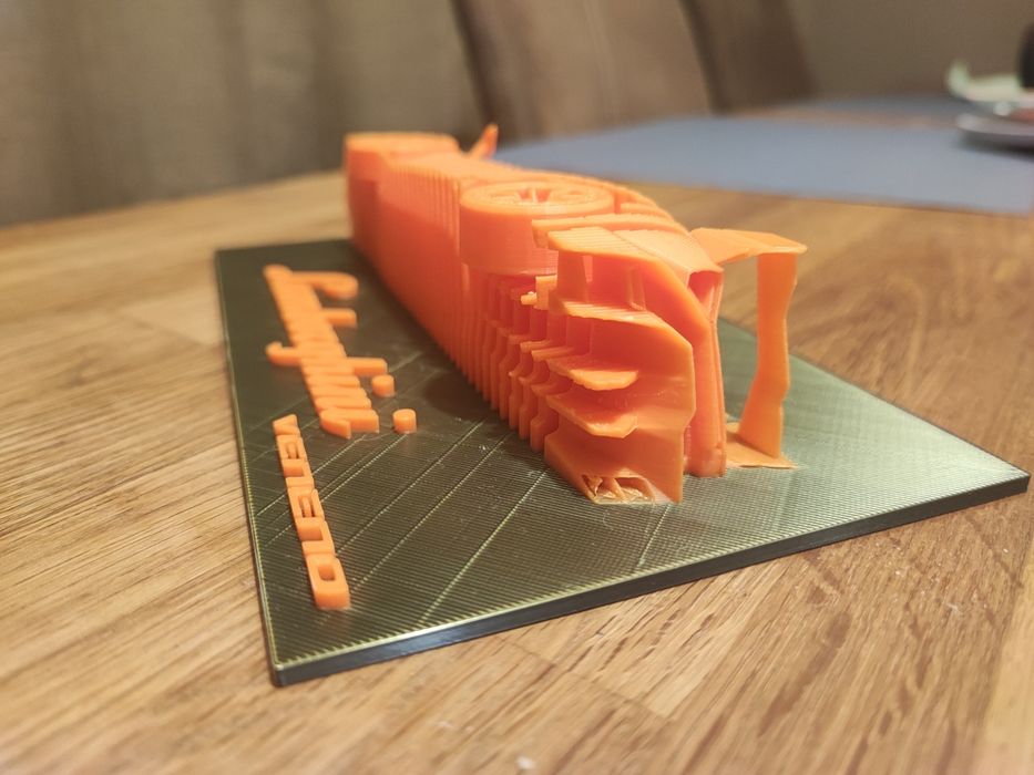 3D принтиран макет на Lamborghini veneno