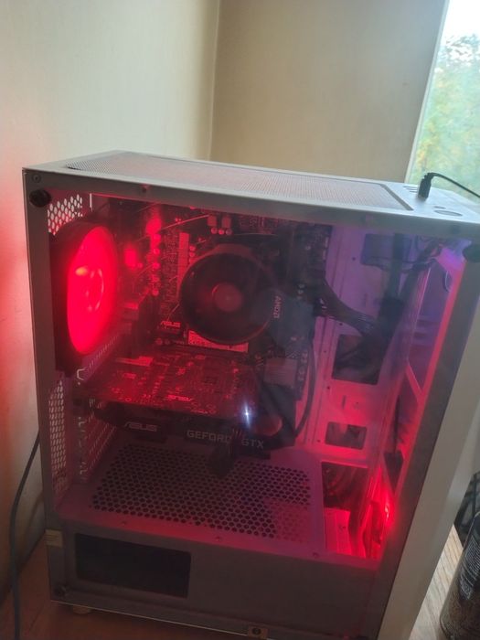 Vând PC gaming AMD ryzen 5 7600