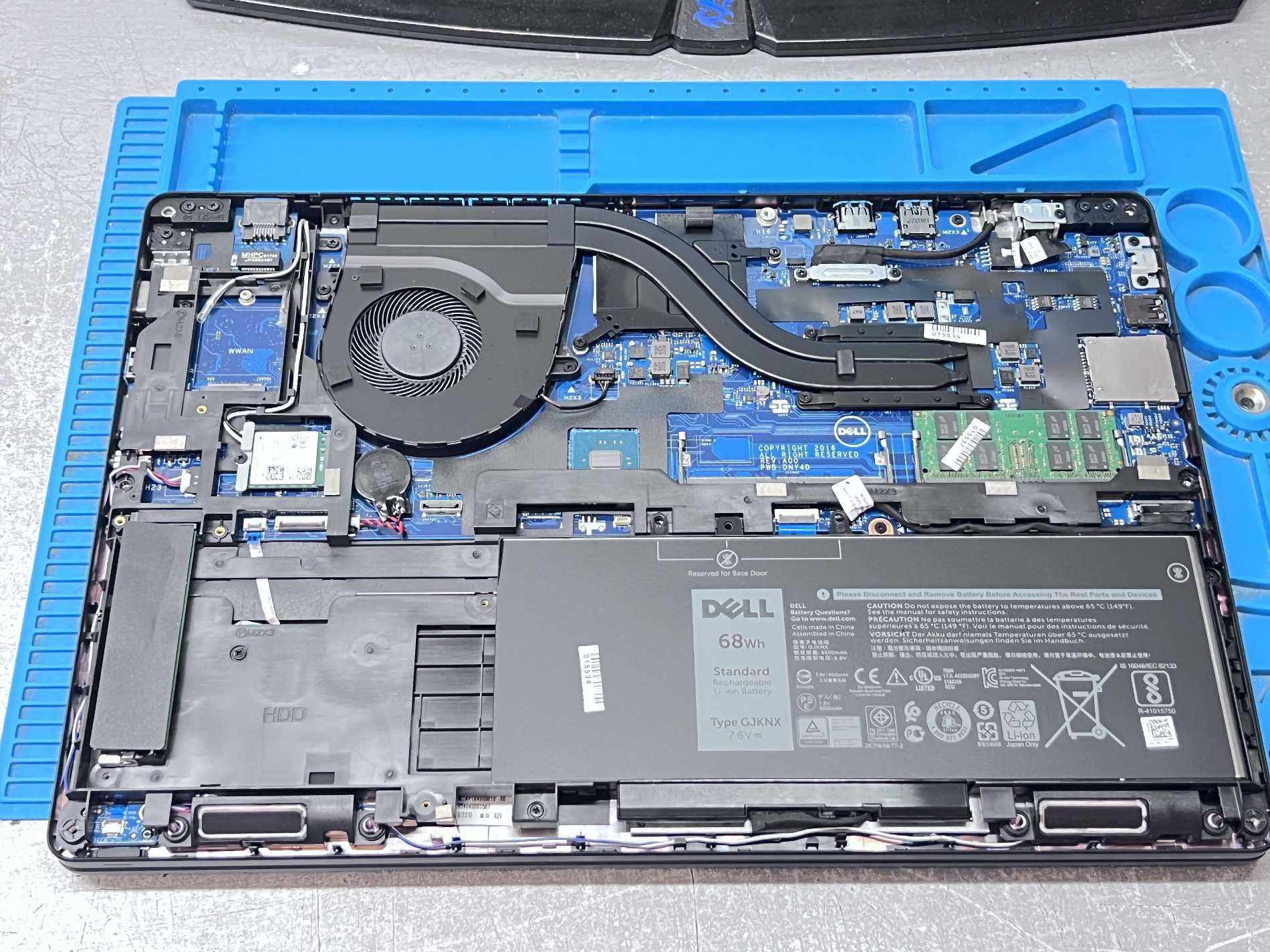 Dell Latitude 5580 15.6" i7 16GB 510GB 940MX 2GB/->Добро състояние