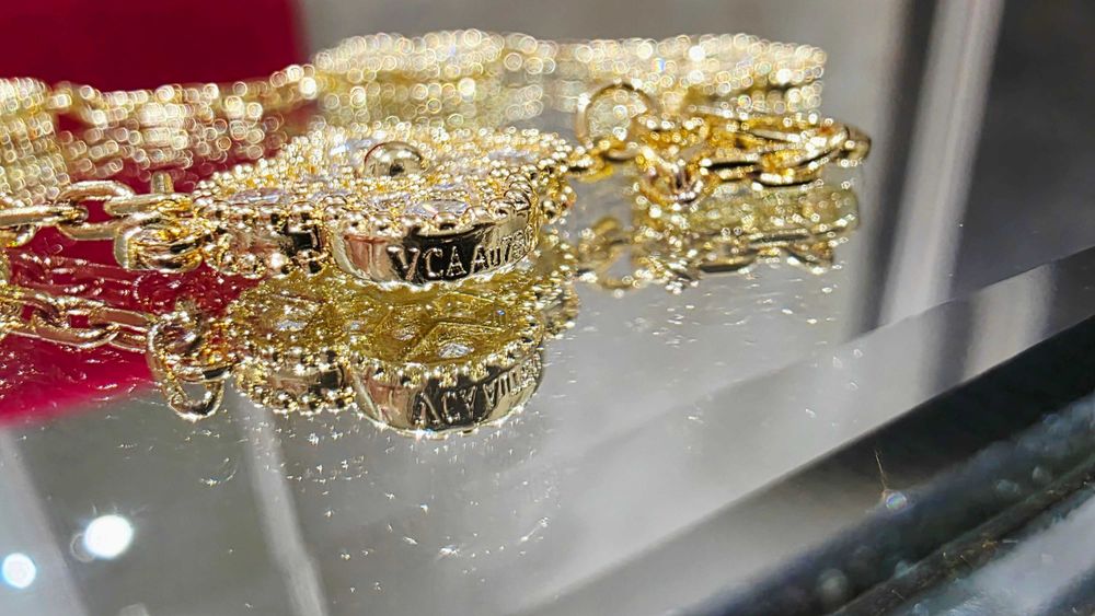 Van Cleef & Arpels VCA 5 Gold Diamond Vintage Alhambra Дамска Гривна