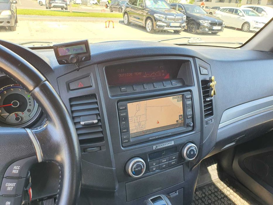 Mitsubishi Pajero IV AUTOUTILITARA