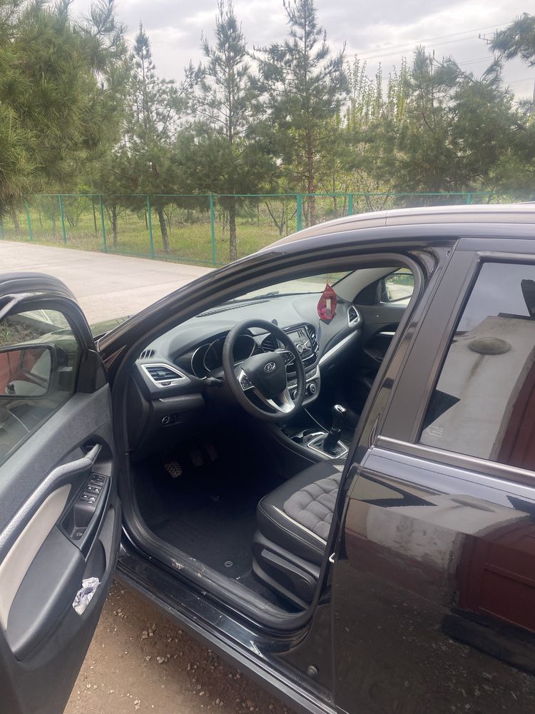 Lada vesta SW cross