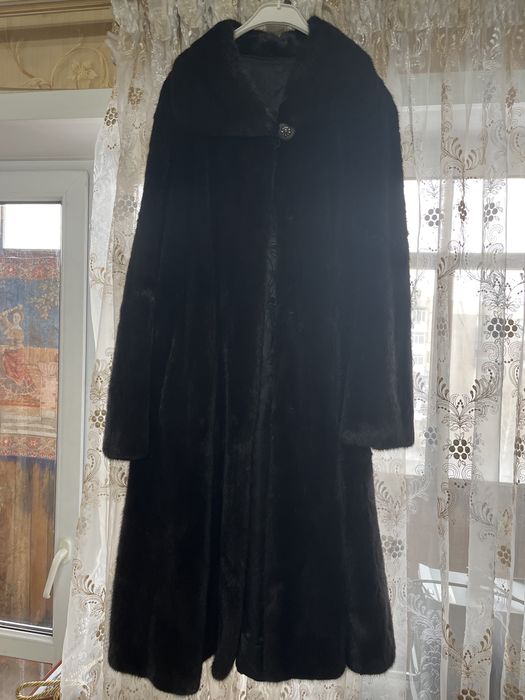 Продается норковая шуба