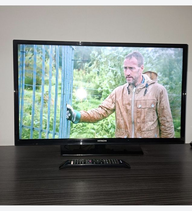 Vand televizor HITACHI 126 diagonala Smart TV