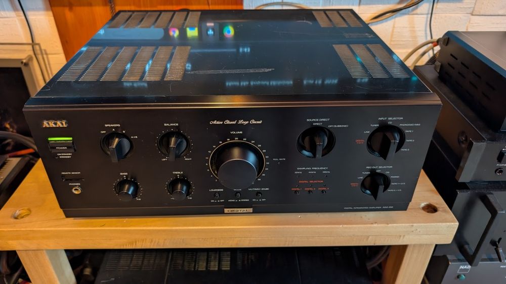 Akai am 69 ( schimb) cap de serie , dac integrat, telecomanda