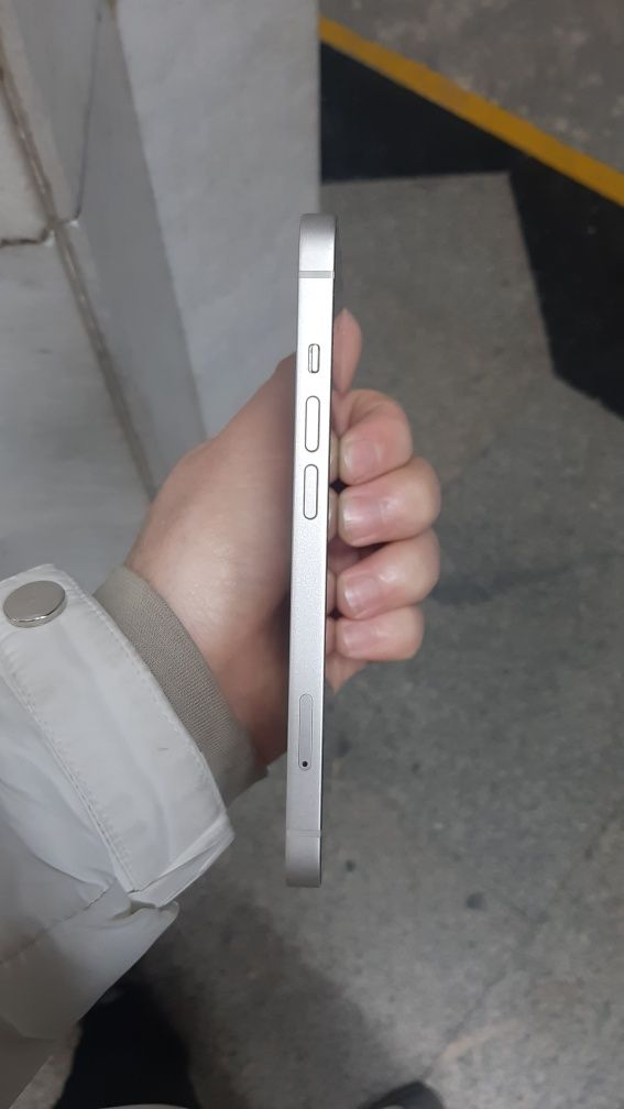 iphone 13 sotiladi
