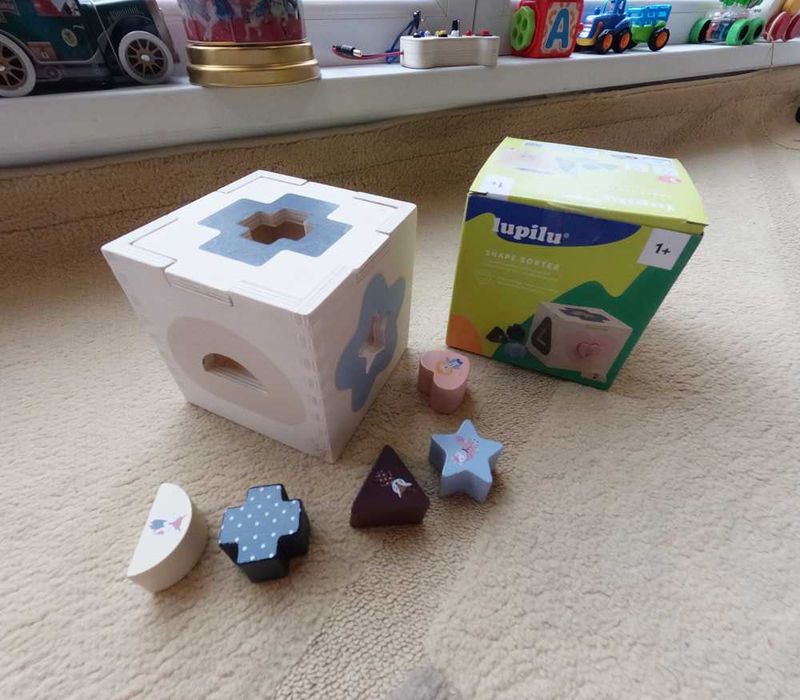 Jucarie sortare, cub pentru bebe cu 5 forme