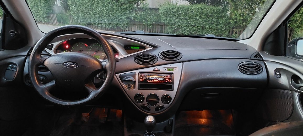 Vând Ford Focus MK1 Turnier Ghia