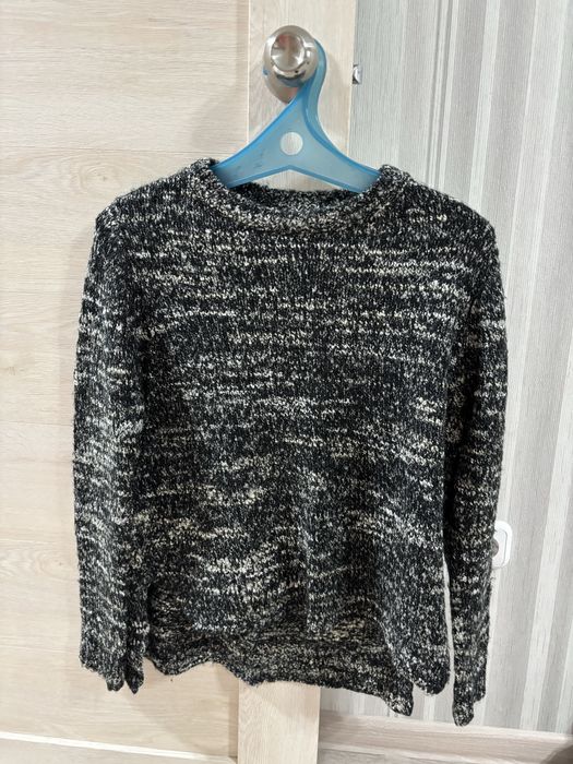 Два Свитера MANGO вязанные