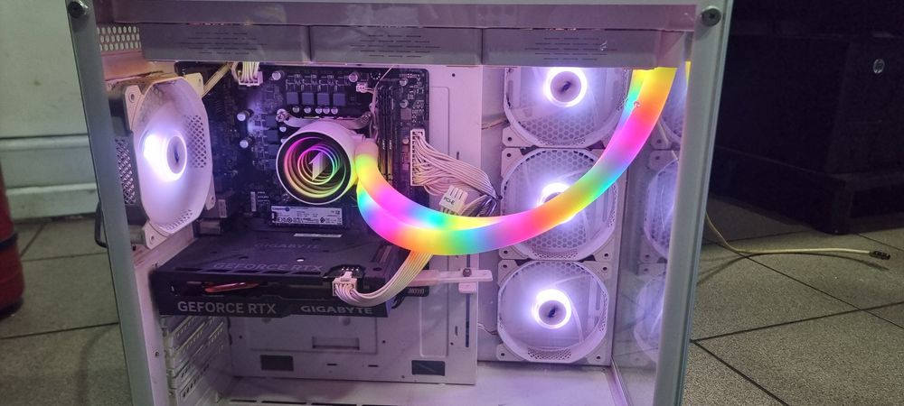 Hope Amanet P6 Unitate PC Gaming i7 RTX4060