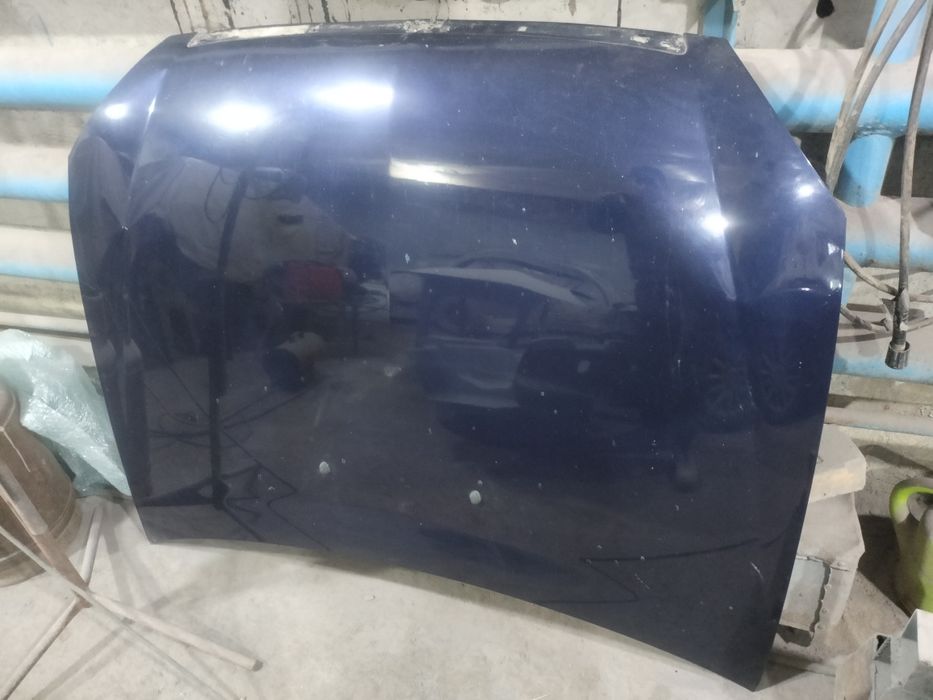 Продам капот на Приору