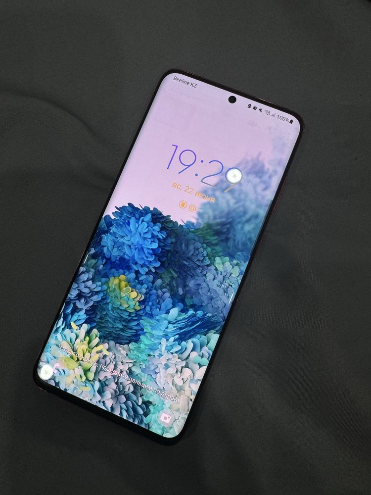 Продам Samsung S20