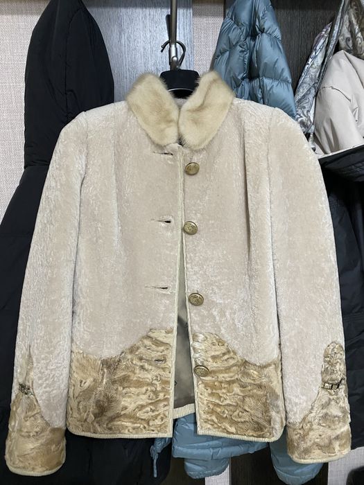 Продам каракулевую шубку