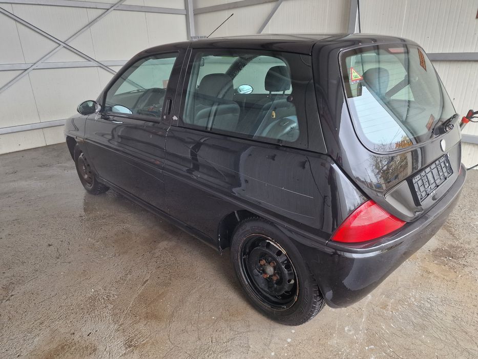 Ланчия  Y (Lancia Y)