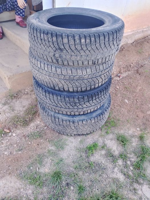 Продам шины зима