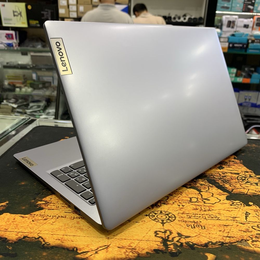 Lenovo ideapad 3 slim AMD Ryzen 3 7320U 8GB 512SSD Новый Yangi