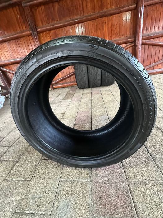 Set Anvelope Iarna Porsche Cayenne R21