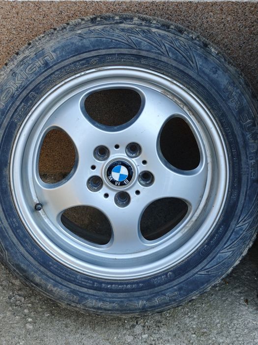Четири гуми с джанти за BMW