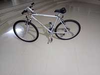 Bicicletă ușoară, roți 26", aluminiu, Shimano –stare foarte bună