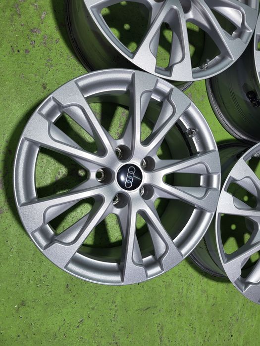 17 5x112 Audi A4 A5 A6 лети джанти 5х112 ауди а4 а5 а6 Сиви