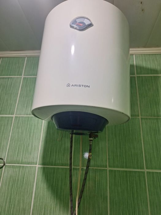 Аристон бойлер 50