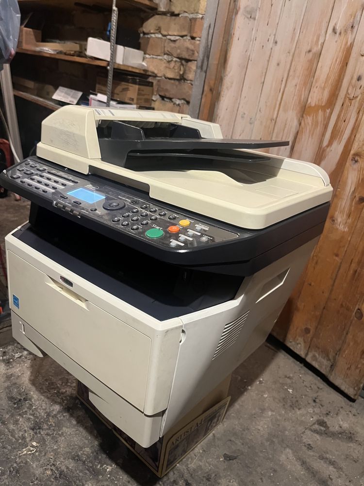 Принтер Kyocera FS-1135MFP