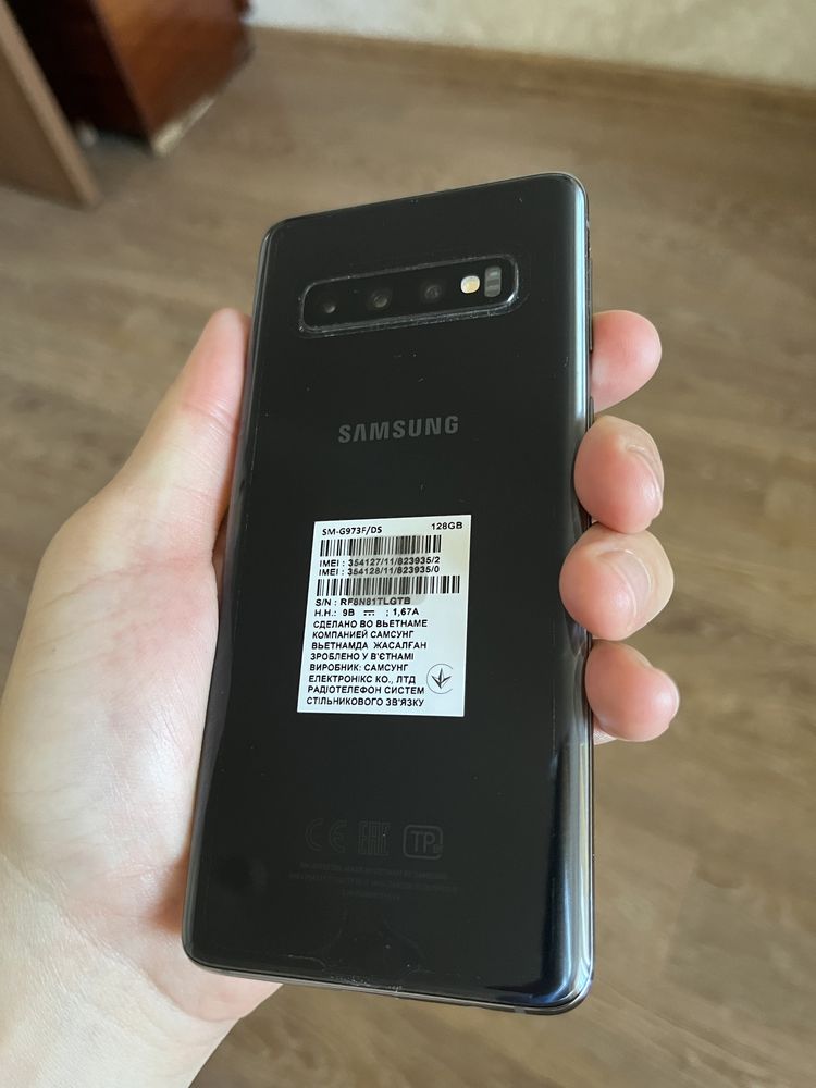 Продам Samsung S 10