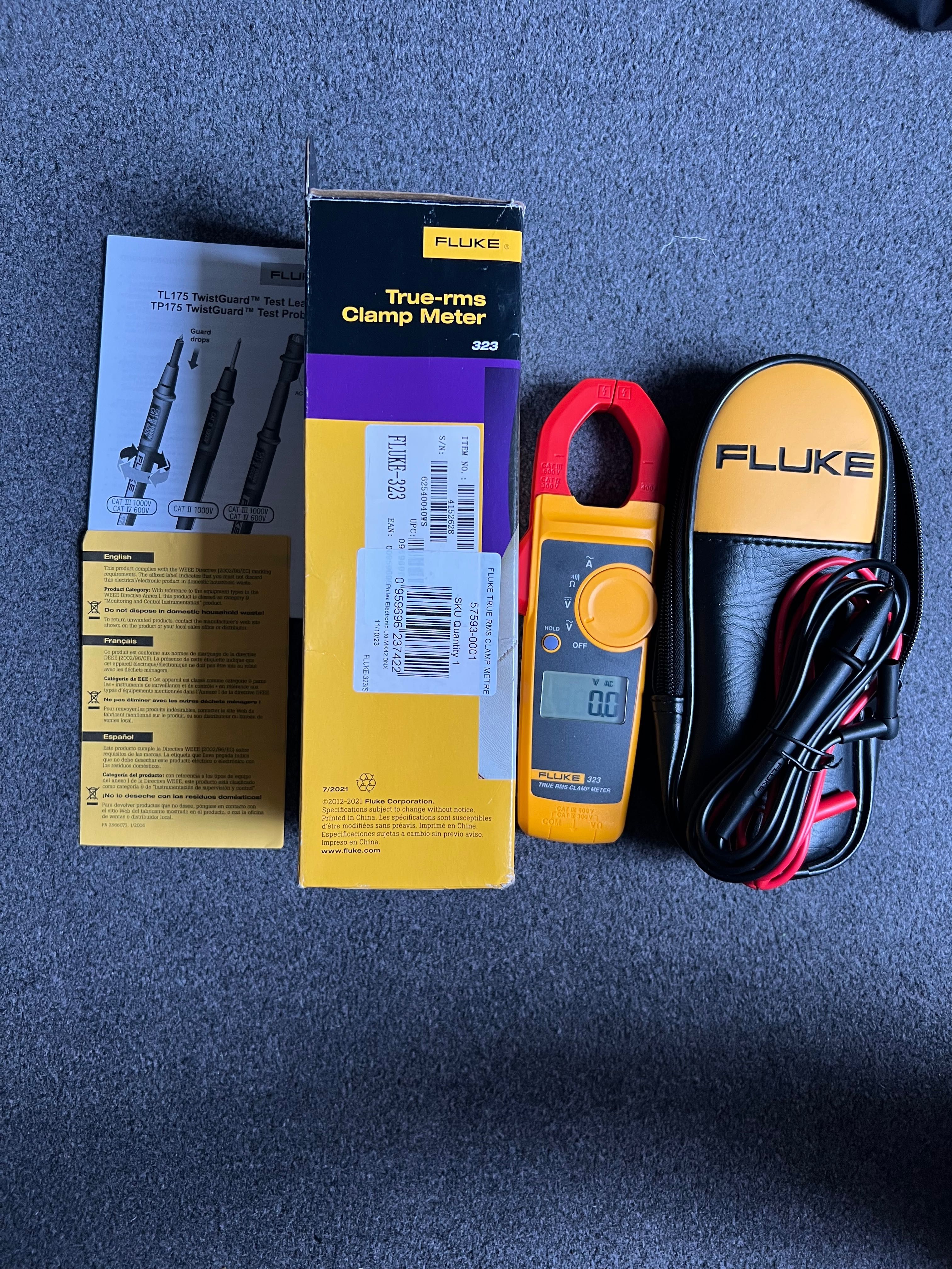 Fluke 323 True-RMS