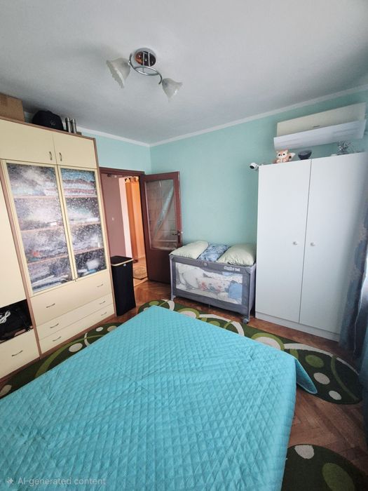 Apartament parțial mobilat 3 camere Mircea cel Bătrân 5/10