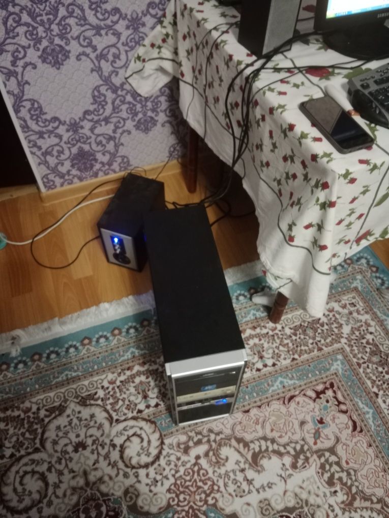 Компьютер в коплекте