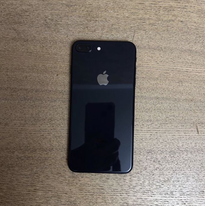 Продам/обмен IPhone 8 Plus