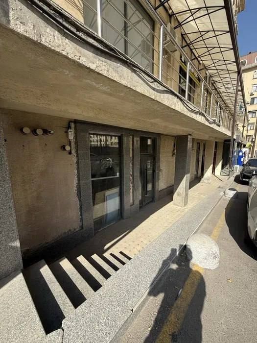 Продаётся помещение в Мирзо-Улугбекском районе ул Паркентская