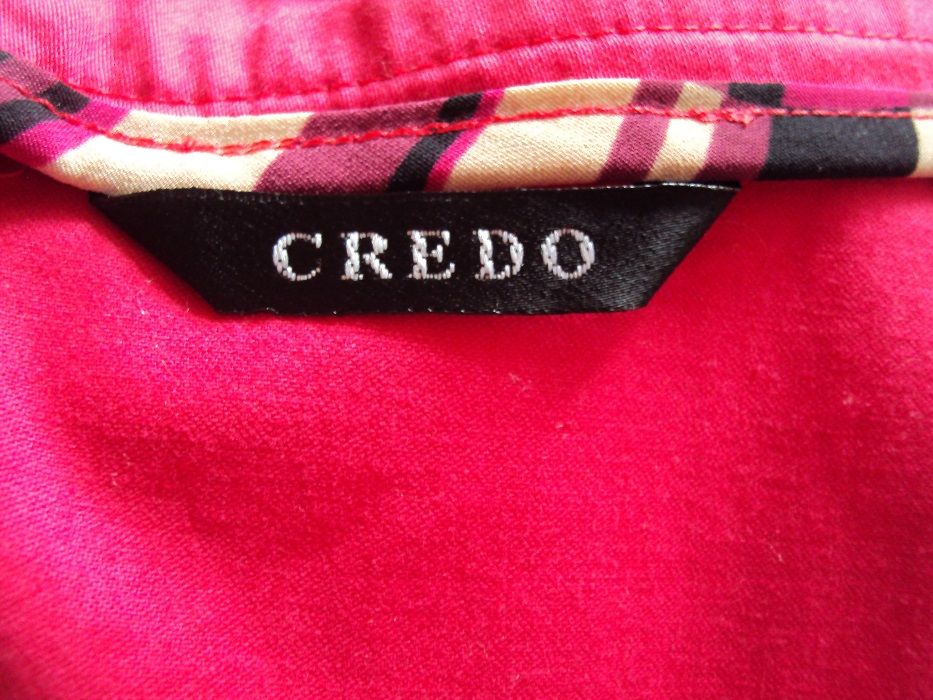 Продавам елегантна рокля марка Кредо