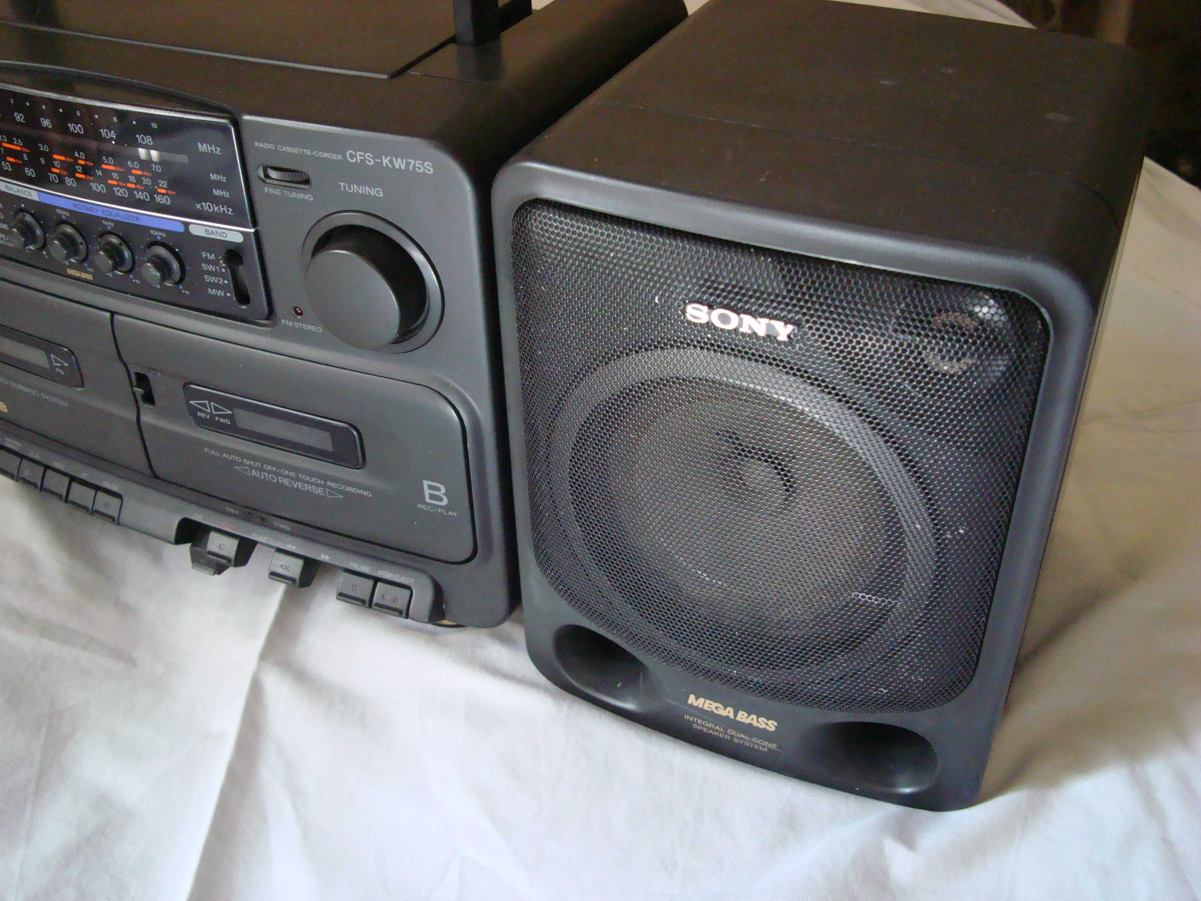 SONY CFS-KW 75 S. 1993 год. Смтрт.все 8 фото.