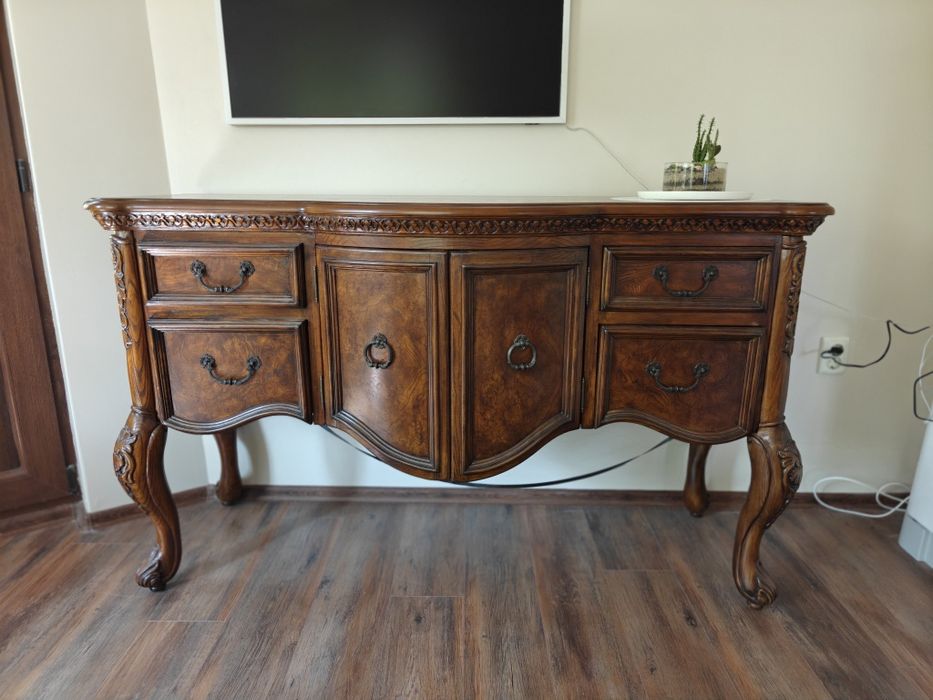 Ретро комод / бюфет от масив