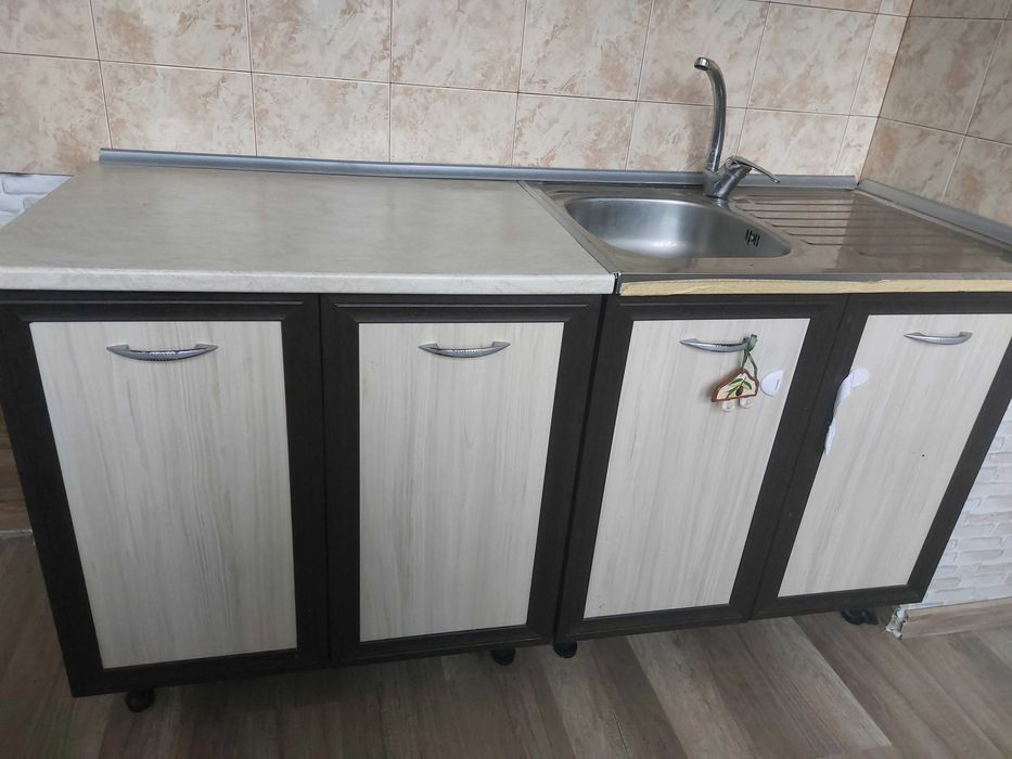 Продавам кухня Сити