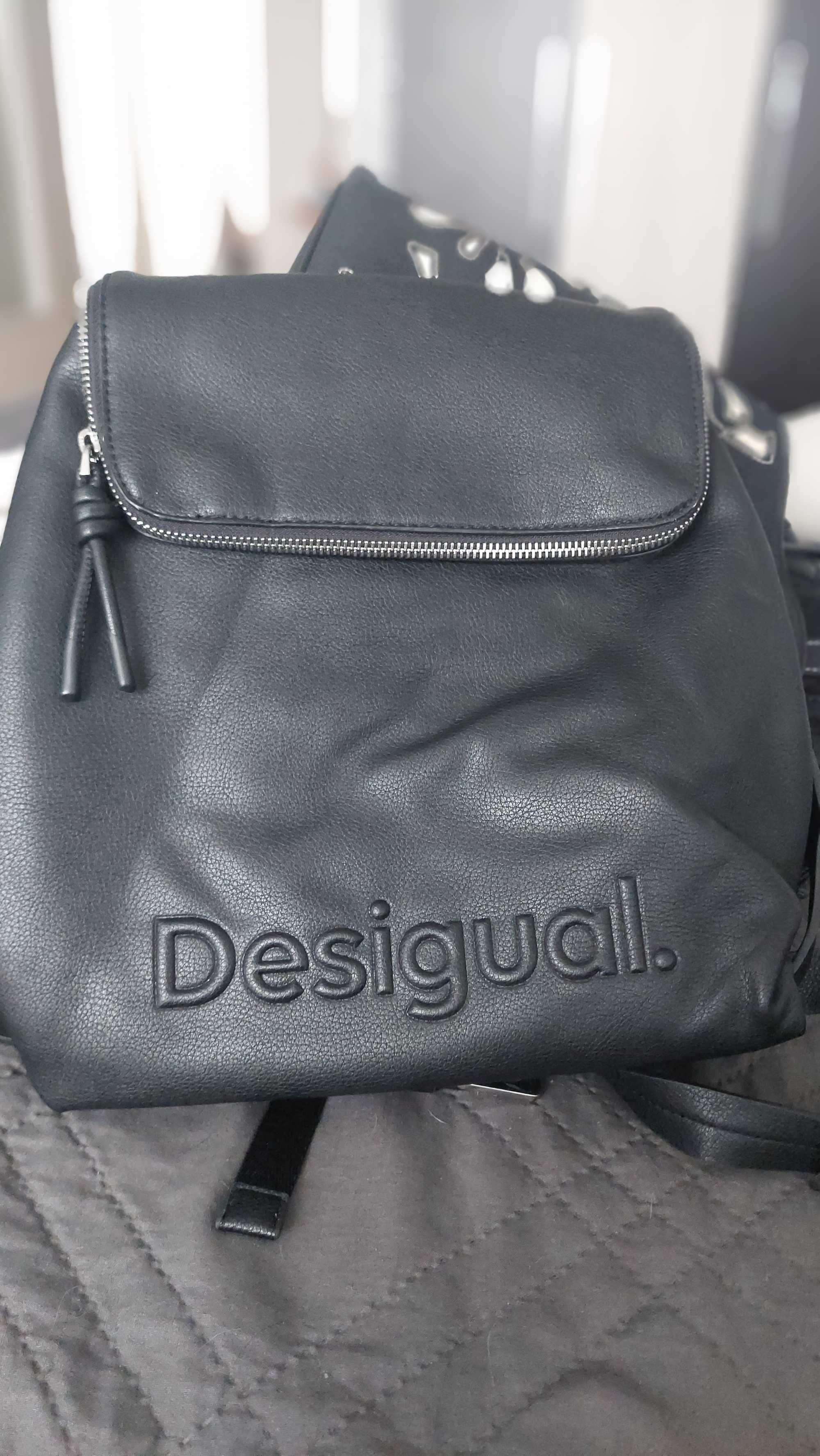 Оригинални раници на desigual