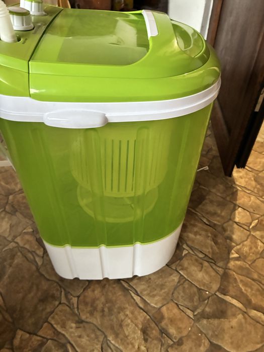 Mașină de spălat adidași