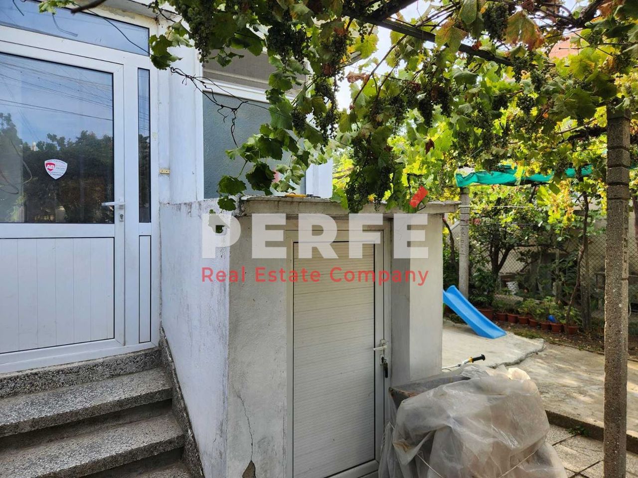 Продава се Къща в Айтос - 90 кв.м за 912 €/кв.м - Снимка #1