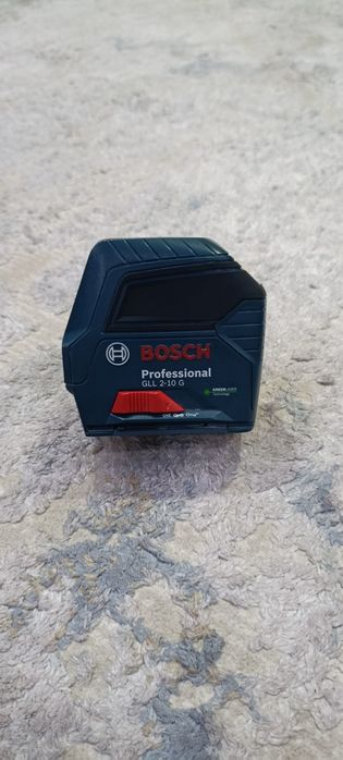 Лазерный уровень сотилади  BOSCH