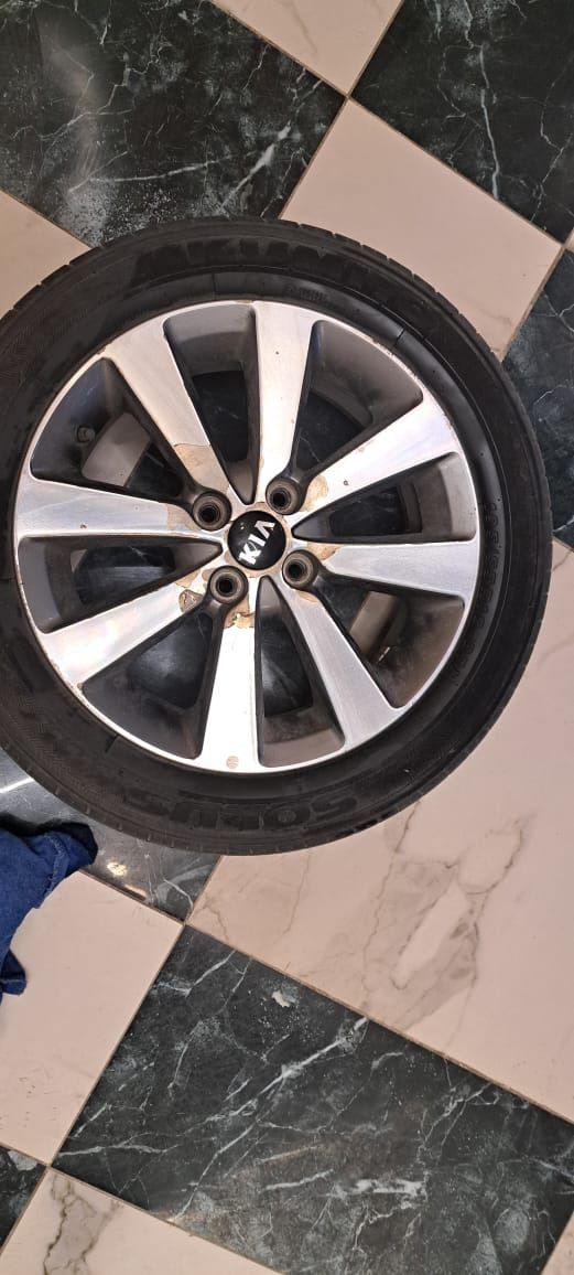 Продам комплект колес 195/55 R16