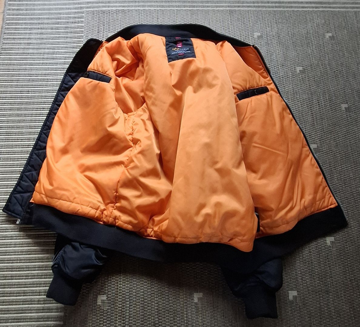 Бомбър яке Alpha Industries M/L