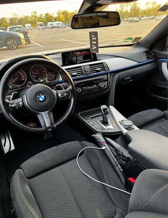 BMW 420d / M Pachet / B47 / Head Up / Parktronic / Bi-Led / Distronic