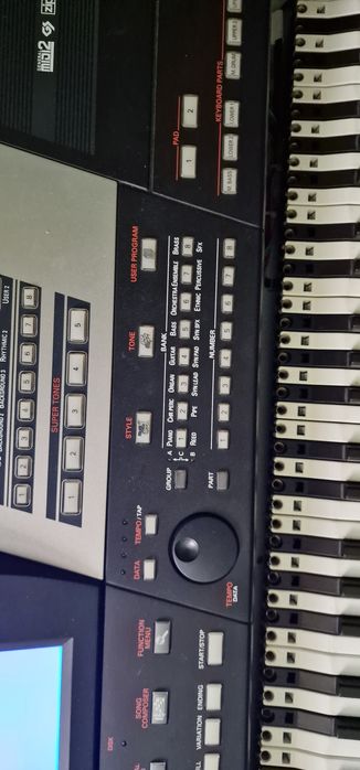 Carcasa,display,butoane,placa de baza,placi de control Roland Va-76