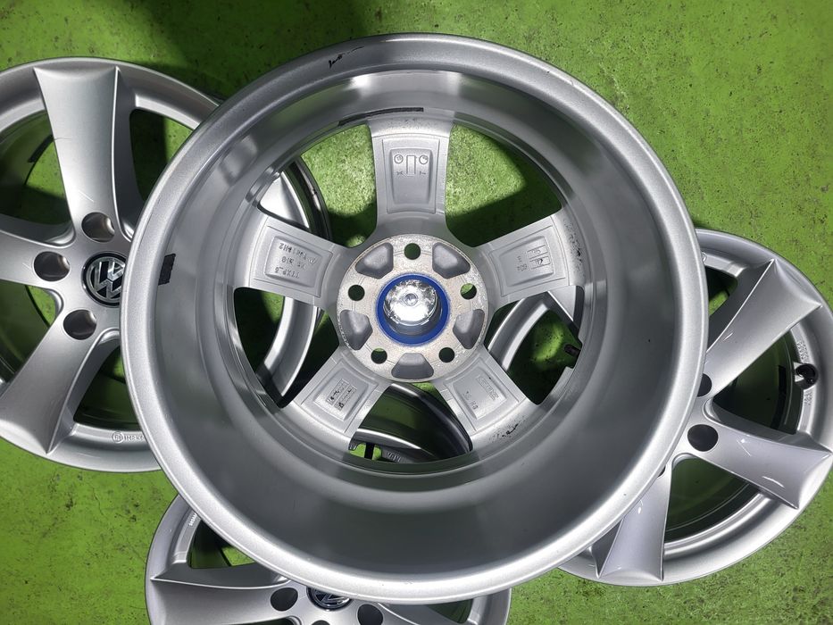 16 5x112 Vw Passat Touran Caddy Golf лети джанти 5х112