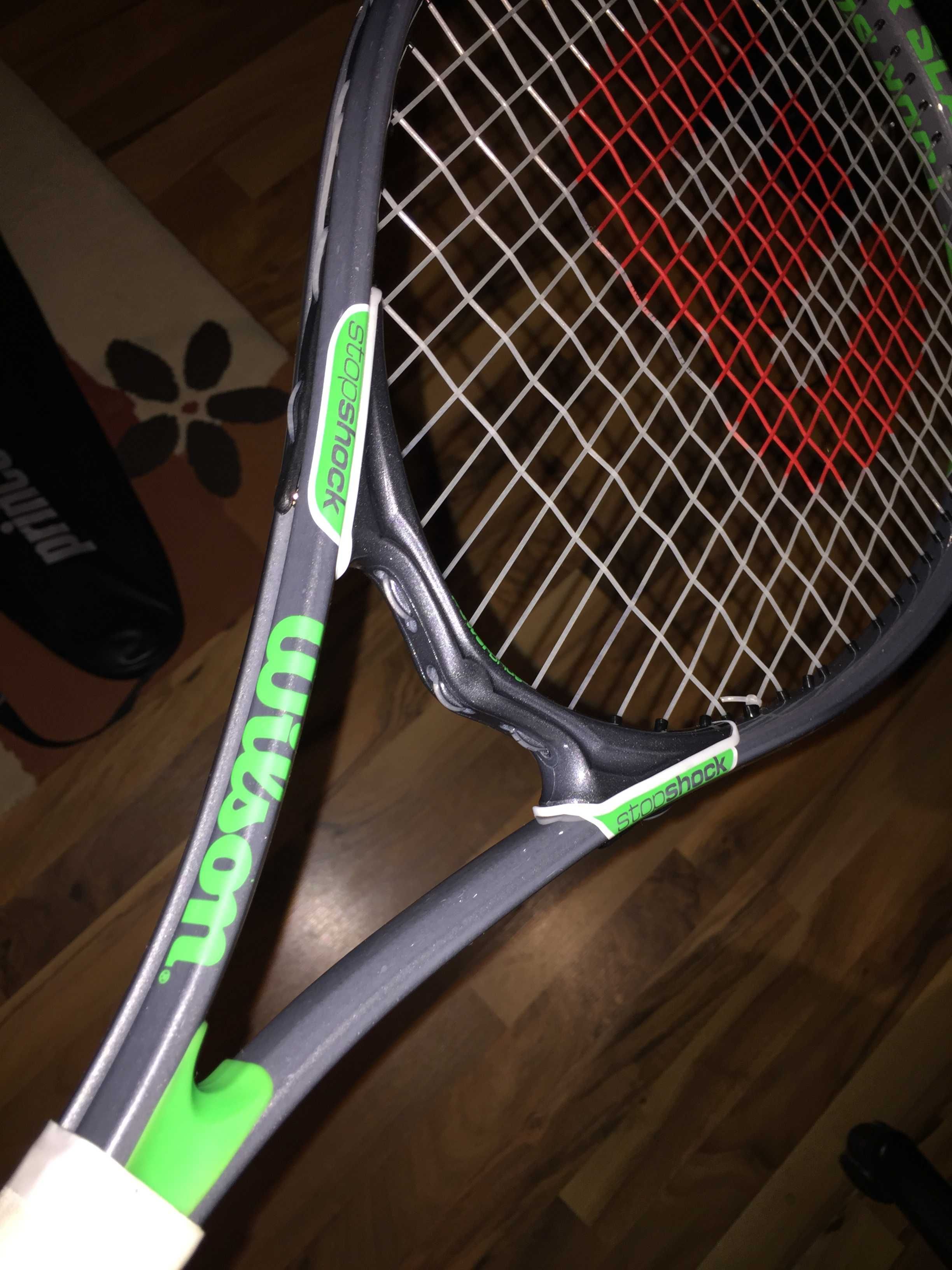 Vand racheta de tenis de camp
